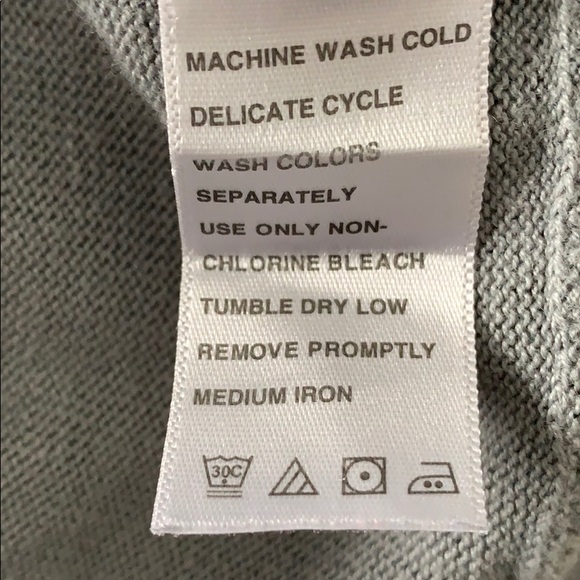 L Chelsea Studios Grey open front sweater - Picture 4 of 6